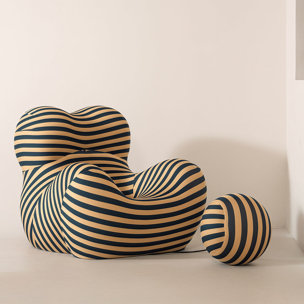 Mother's Arms  Single Sofa